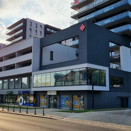 Q Apart Meta - Manufaktura, Klimatyzacja I Parking Gratis, Fv, Gwarancja Zadowolenia Łódź Esterno foto